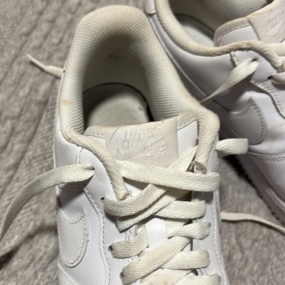 Nike us size 8.5 Air Force white - Picture 4 of 5
